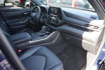 2022 Toyota Highlander XSE
