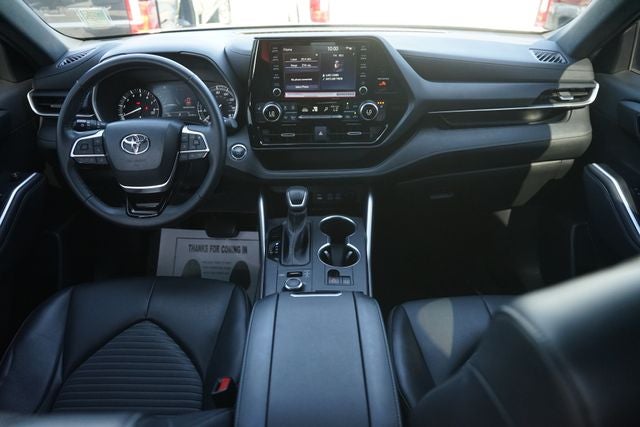 2022 Toyota Highlander XSE