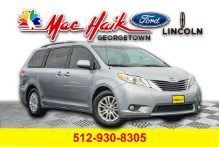 2013 Toyota Sienna XLE 8 Passenger