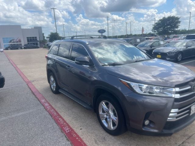 2017 Toyota Highlander Base