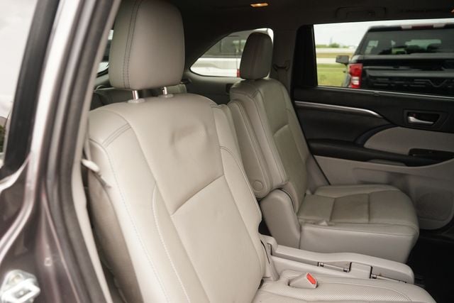 2017 Toyota Highlander Limited