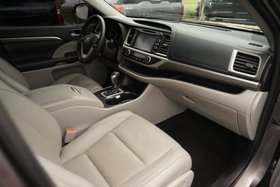 2017 Toyota Highlander Limited