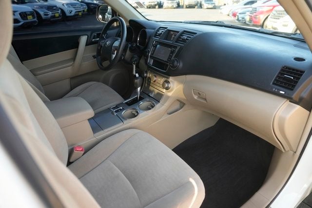 2013 Toyota Highlander Base Plus V6