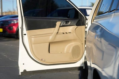 2013 Toyota Highlander Base Plus V6