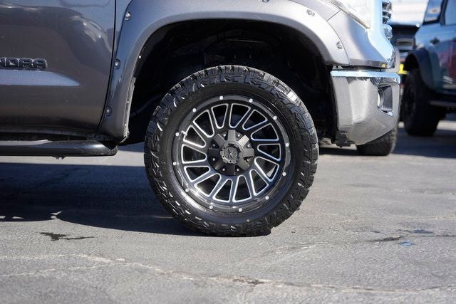 2017 Toyota Tundra SR5