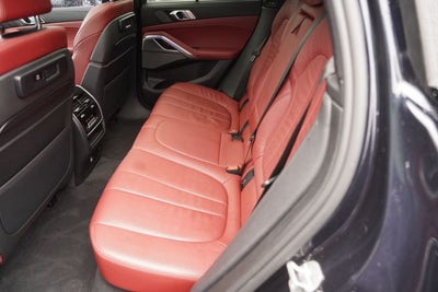 2021 BMW X6 M50i