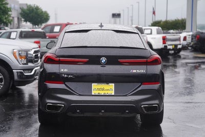2021 BMW X6 M50i