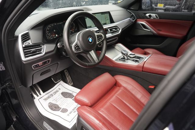 2021 BMW X6 M50i
