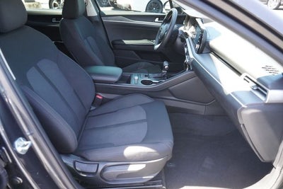 2022 Kia K5 LXS