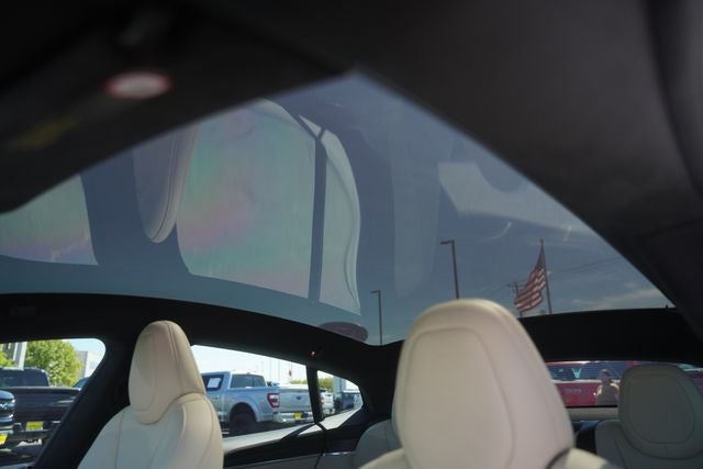 2023 Tesla Model S Plaid