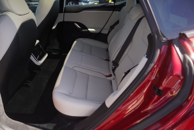 2023 Tesla Model S Plaid