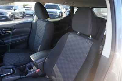 2021 Nissan Rogue Sport SV