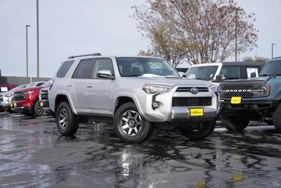 2024 Toyota 4Runner TRD Off-Road