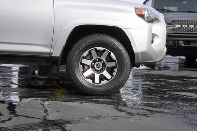 2024 Toyota 4Runner TRD Off-Road