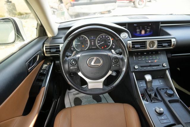 2016 Lexus IS 200t