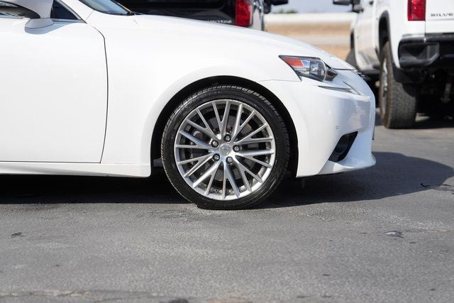 2016 Lexus IS 200t