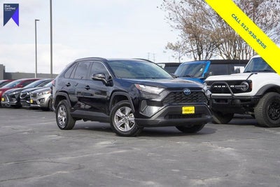 2022 Toyota RAV4 Hybrid XLE