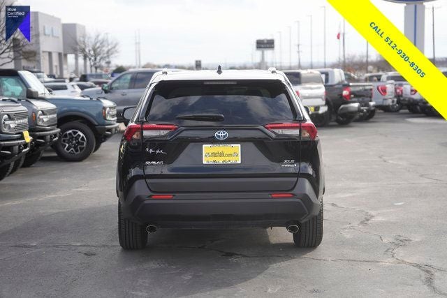 2022 Toyota RAV4 Hybrid XLE