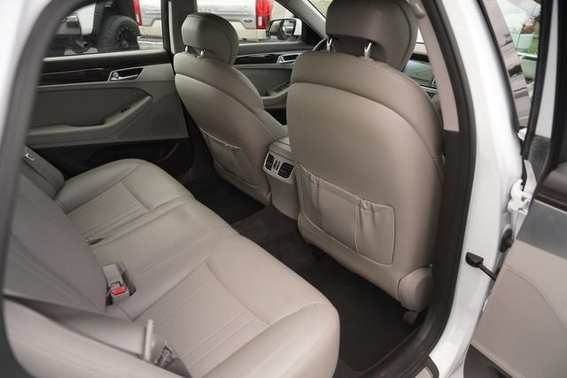 2017 Genesis G80 3.8