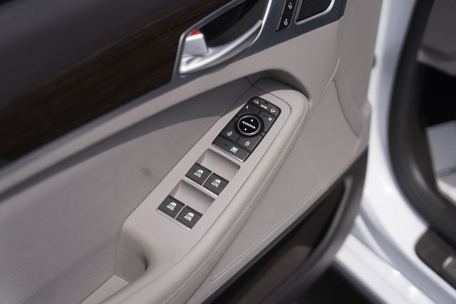 2017 Genesis G80 3.8