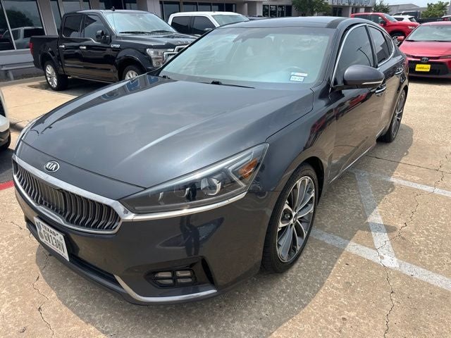 2019 Kia Cadenza Technology