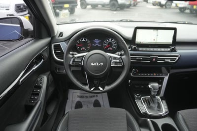 2023 Kia Seltos S
