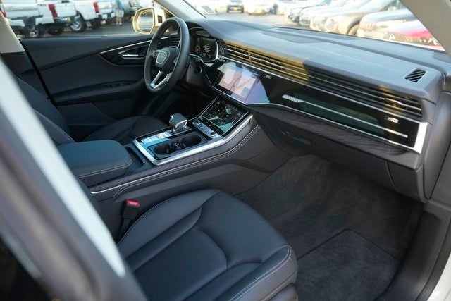 2023 Audi Q8 55 Prestige quattro