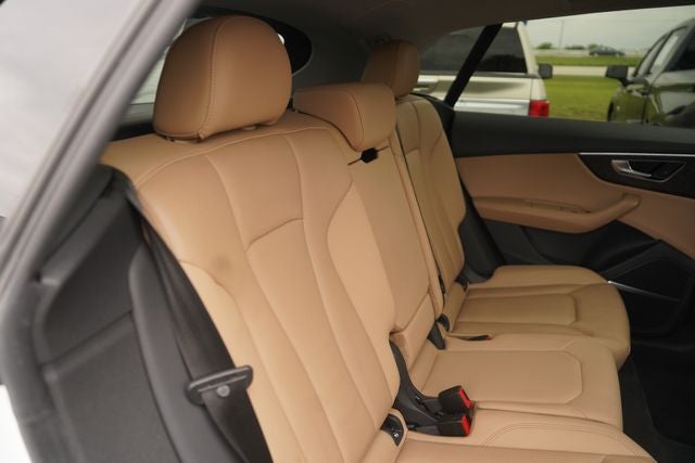 2020 Audi Q8 55 Premium Plus quattro