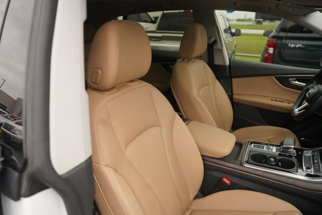 2020 Audi Q8 55 Premium Plus quattro