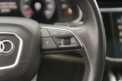 2020 Audi Q8 55 Premium Plus quattro