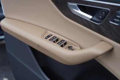 2020 Audi Q8 55 Premium Plus quattro