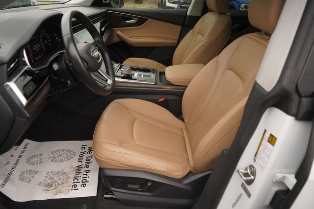 2020 Audi Q8 55 Premium Plus quattro