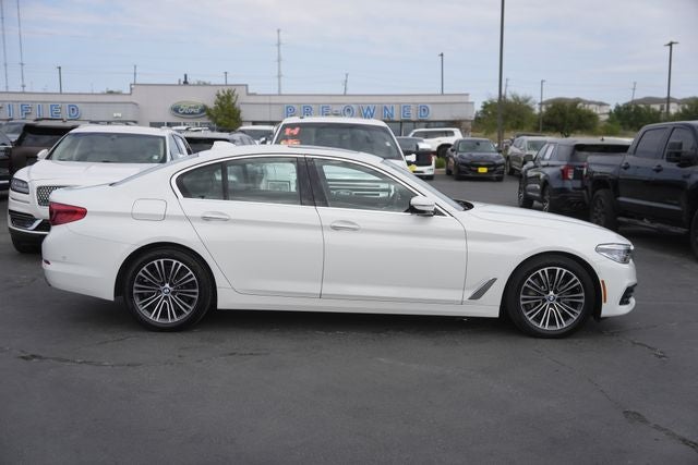 2017 BMW 5 Series 540i