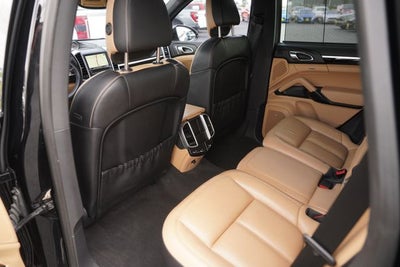 2016 Porsche Cayenne Base