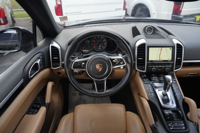 2016 Porsche Cayenne Base