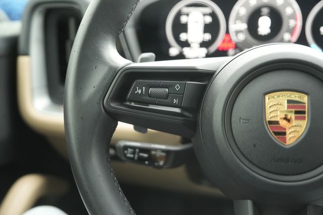 2025 Porsche Cayenne Base