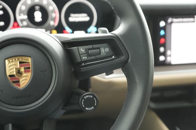 2025 Porsche Cayenne Base