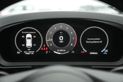 2025 Porsche Cayenne Base