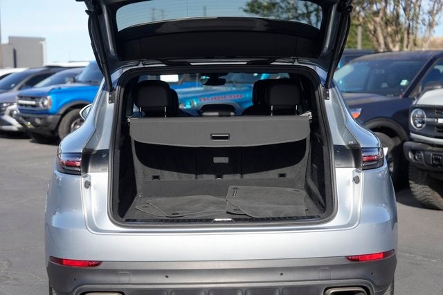 2021 Porsche Cayenne Base