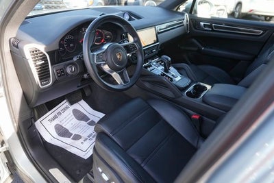 2021 Porsche Cayenne Base