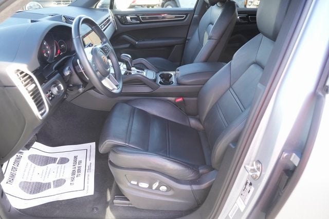 2021 Porsche Cayenne Base