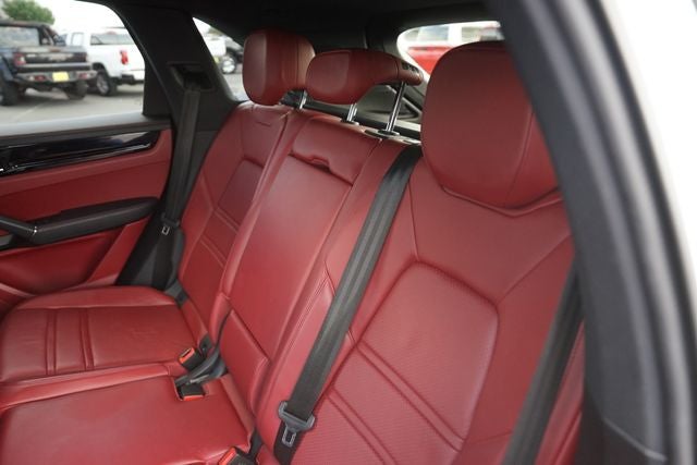 2019 Porsche Cayenne Base