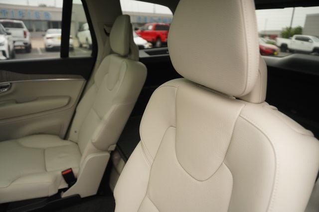 2025 Volvo XC90 B6 Plus 6-Seater