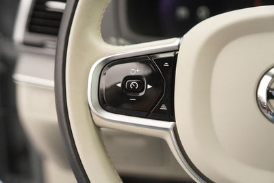 2025 Volvo XC90 B6 Plus 6-Seater