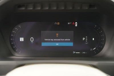 2025 Volvo XC90 B6 Plus 6-Seater