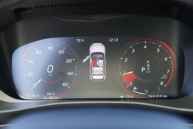 2020 Volvo XC40 R-Design