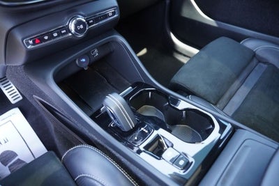 2020 Volvo XC40 R-Design