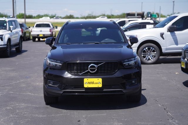 2020 Volvo XC40 R-Design