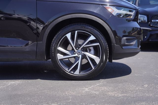 2020 Volvo XC40 R-Design