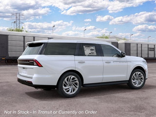 2027 Lincoln Navigator Premiere
